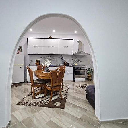 Guesthouse Albi Berat Ngoại thất bức ảnh