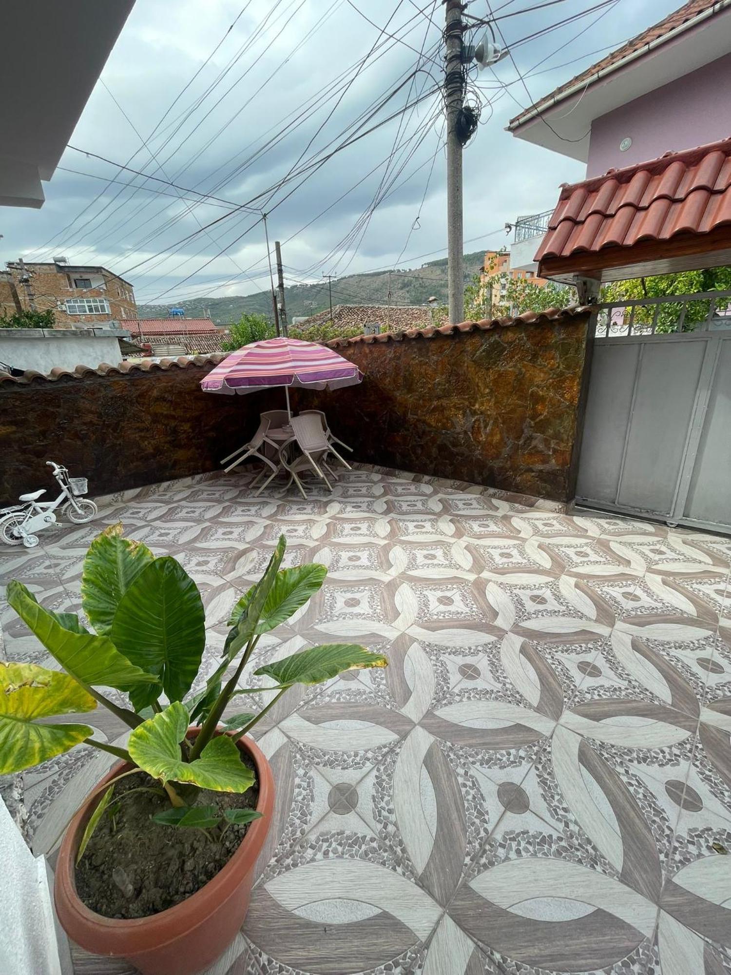 Guesthouse Albi Berat Ngoại thất bức ảnh